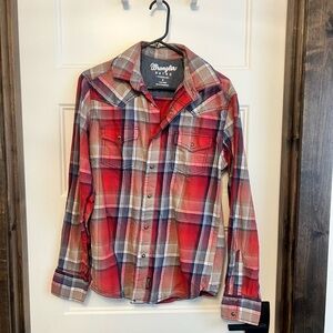 Wrangler Men's Red and Blue Plaid Button Down Shirt